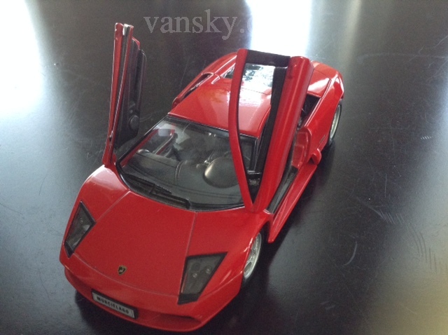 200730181221_3. Lamborghini 小跑车出售$180.00.JPG